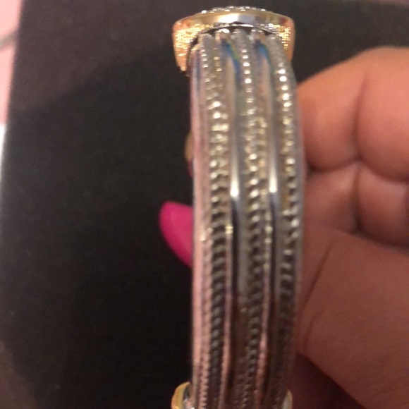 Designer inspired bracelet - Picture 4 of 4